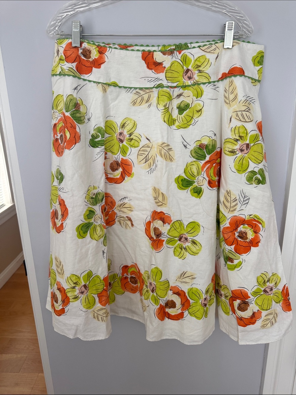 Liz Claiborne White A-Line Linen Skirt with Orange & Green Floral Print